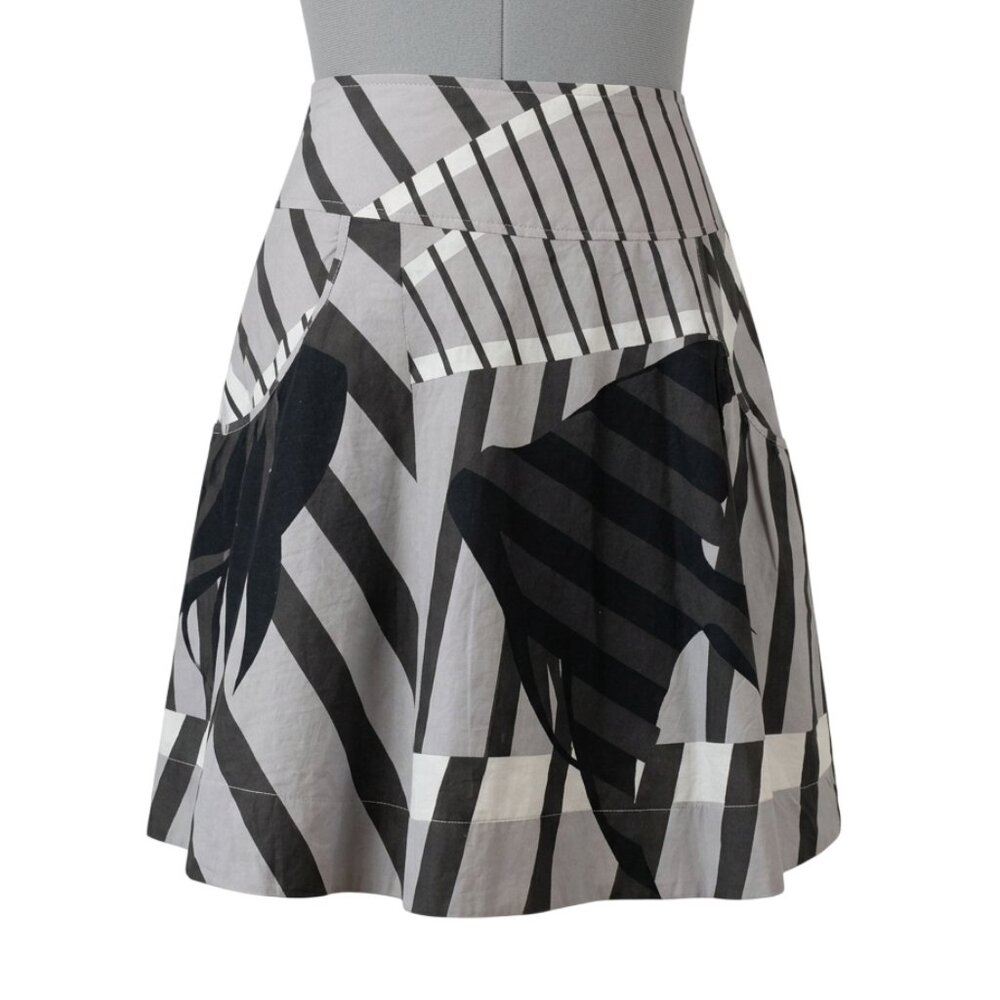 VERO MODA - A-linePatterned Banded Waist Flared Skirt with pockets - size 38